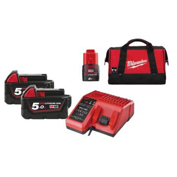 MILWAUKEE KIT BATTERIE E CARICABATTERIE 2X5AH-18V 1X2AH-12V CON BORSA